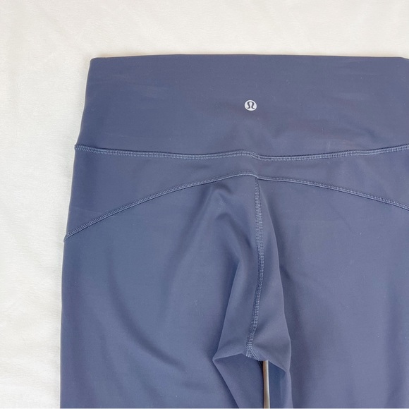 NWOT Lululemon In Movement 7/8 Tight Everlux Size 10 Blue Tied - Picture 7 of 9